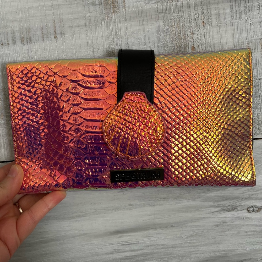 Spectrum Siren Collection Brush Roll